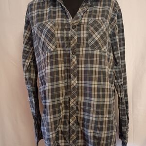PD&C Women's Blue Plaid Button Down Shirt